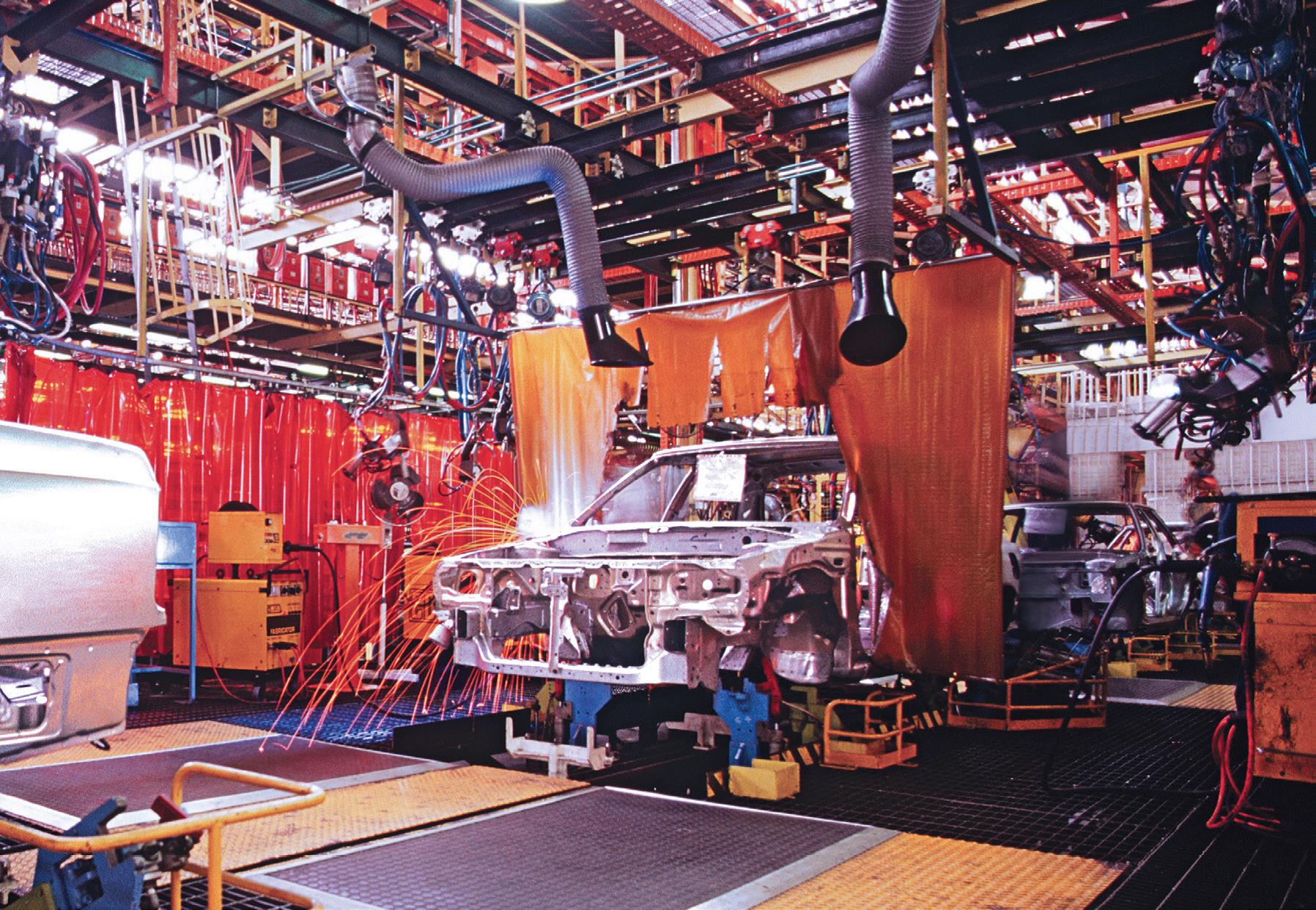 Drží automobilový průmysl krok s poptávkou?